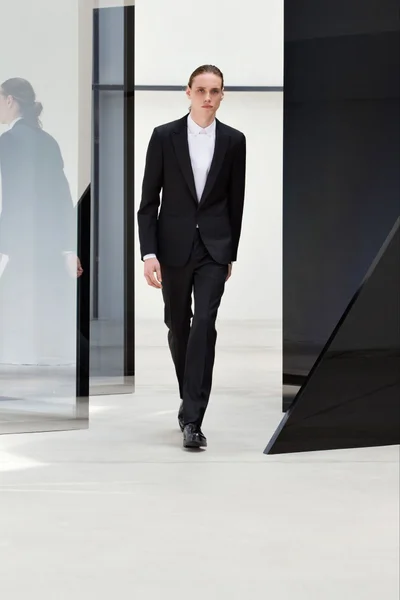 Look 20